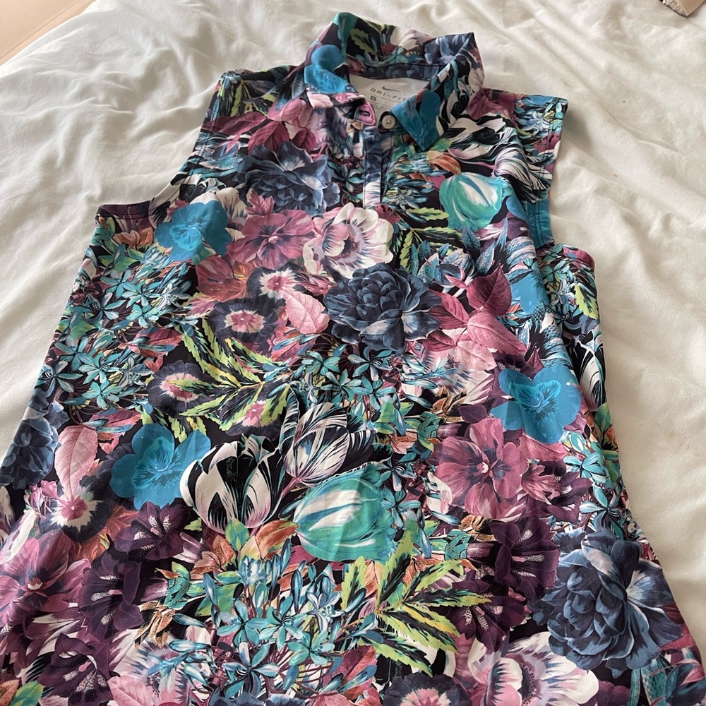 Nike Golf Shirt